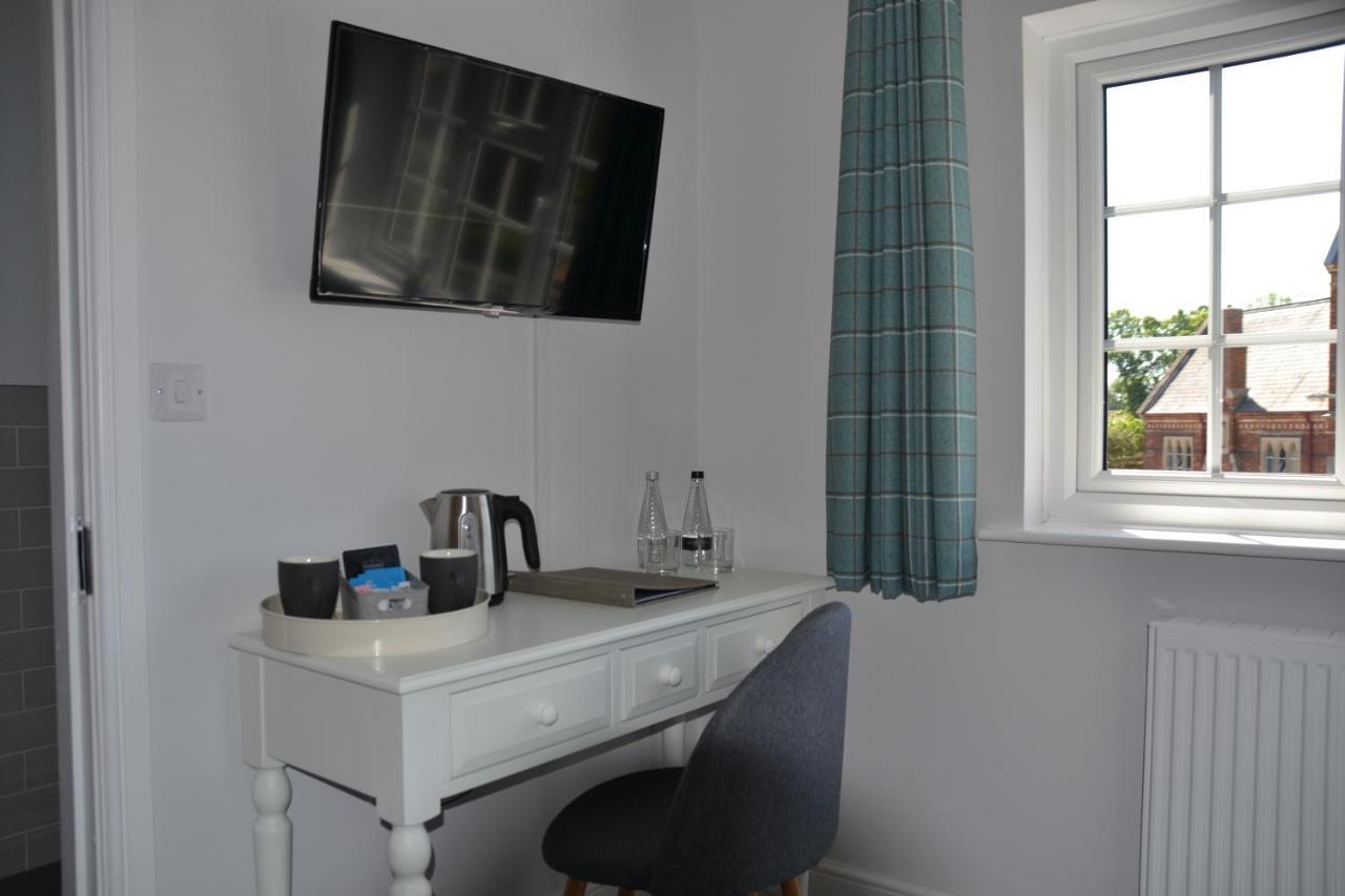 Bed and Breakfast The Thorold Marston Екстер'єр фото
